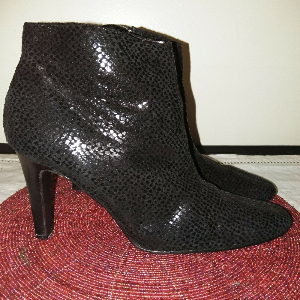 Victoria's Secret 90’s Collin Stewart booties